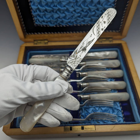 1880年英國古董白色蝴蝶貝殼手柄甜品餐具6對套裝William Batt and Sons木盒